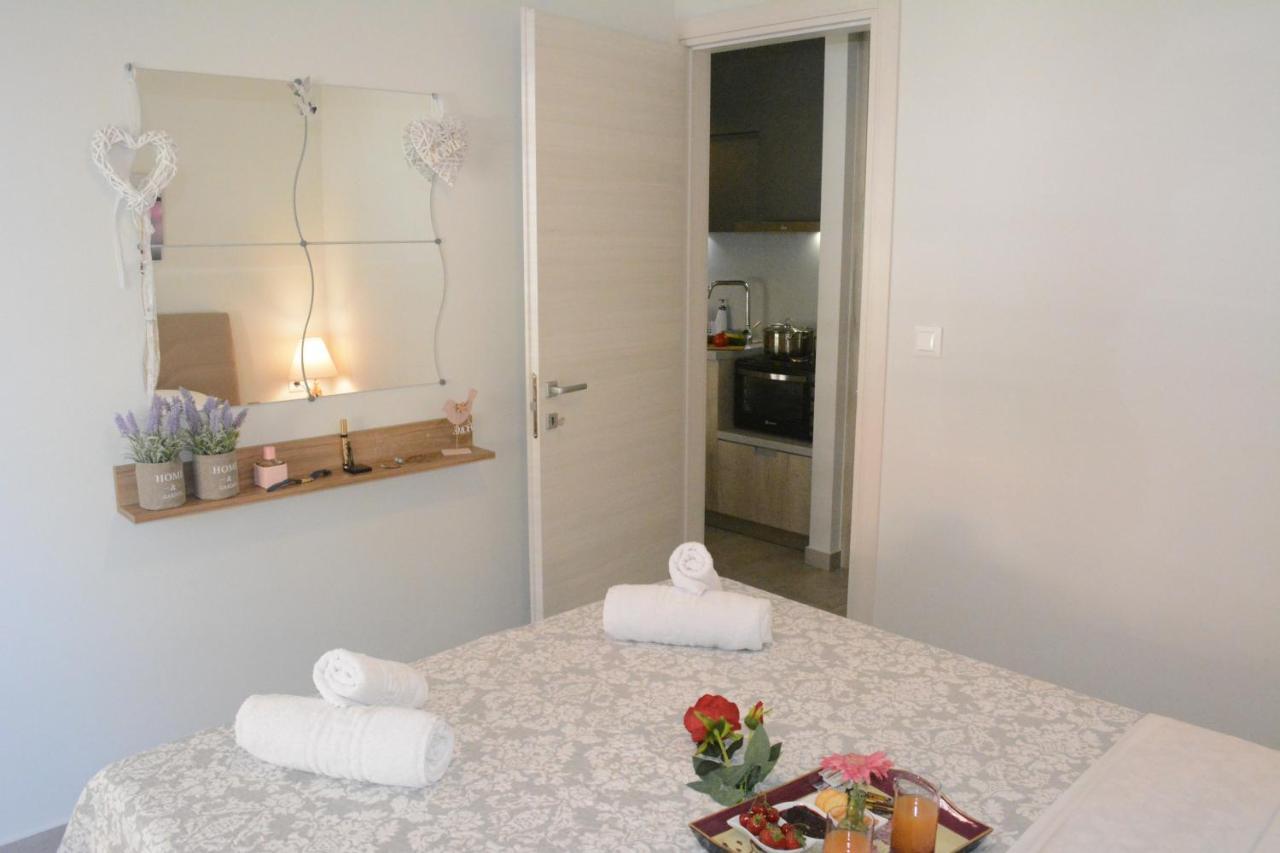 Néa Péramos Sun & Sea Luxury Apartment מראה חיצוני תמונה